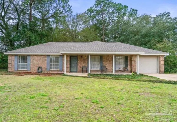 4111 Capri Dr, Pensacola, FL 32504