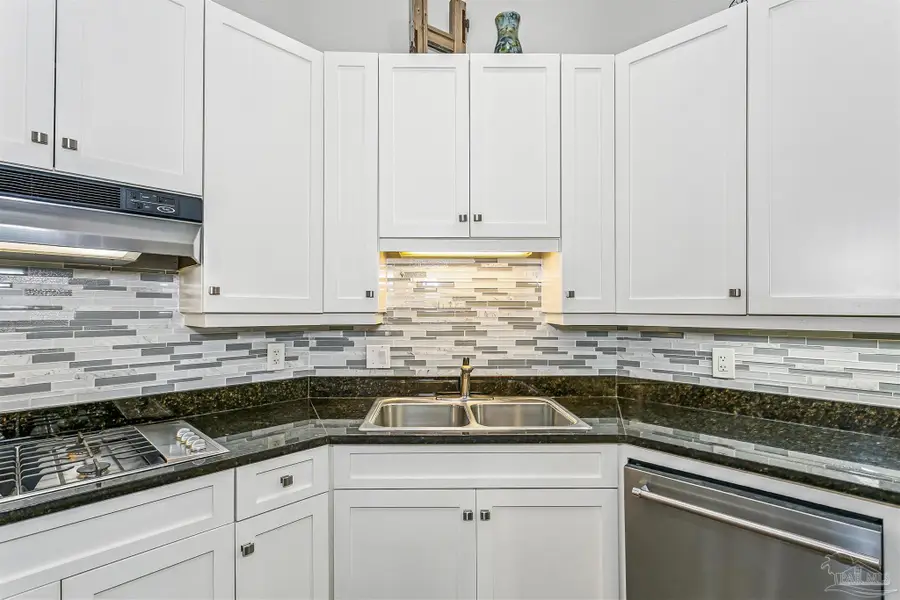 529 N Spring St #4, Pensacola, FL 32501 - #3