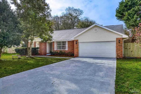 6555 Eagle Crest Dr, Milton, FL 32570