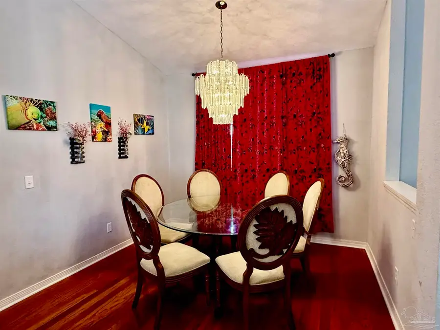 521 Sandy Oak Dr, Pensacola, FL 32506 - #2