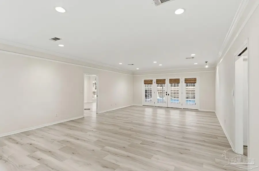 2437 W Bayshore Rd, Gulf Breeze, FL 32563 - #3