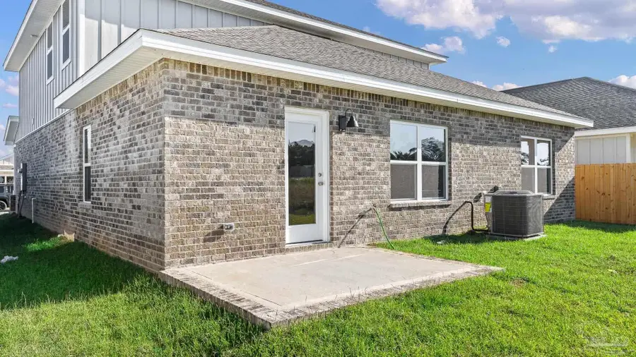 112 Albatross St, Cantonment, FL 32533 - #2