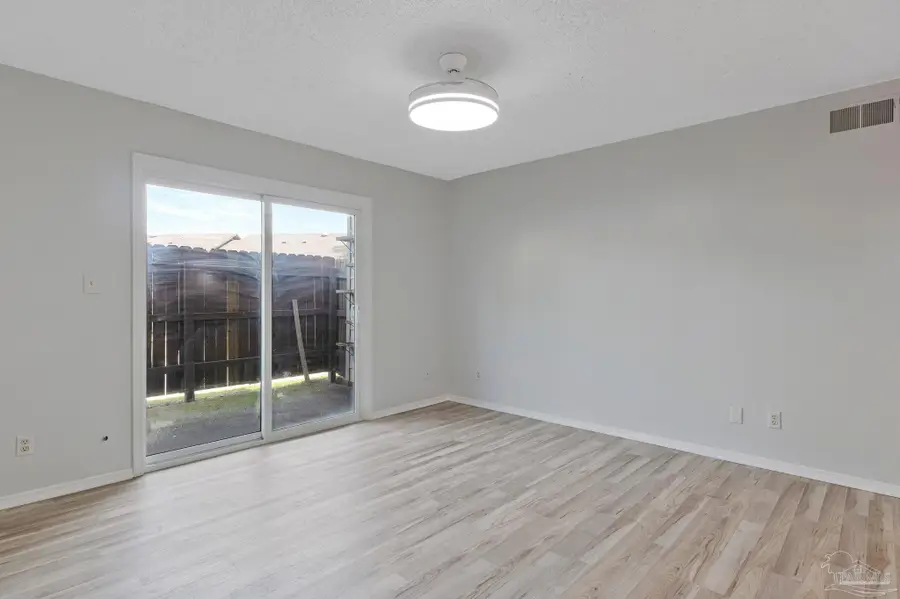 2303 W Michigan Ave #B1, Pensacola, FL 32526 - #2