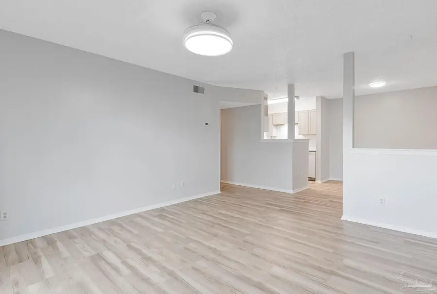 2303 W Michigan Ave #B1, Pensacola, FL 32526 - #3