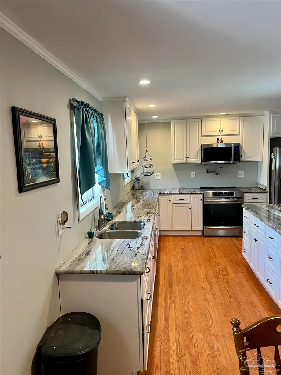 887 Old Bratt Rd, Atmore, AL 36502 - #3