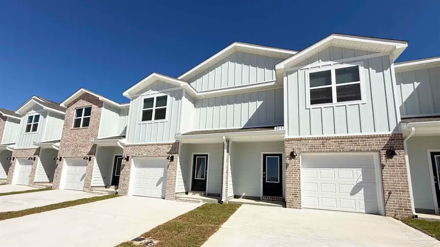 2607 Cliff Hollow Cir, Gulf Breeze, FL 32563 - #2