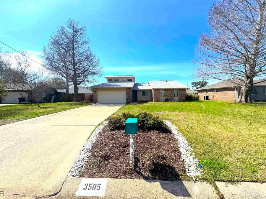 3585 Riddick Dr, Pensacola, FL 32504 - #2