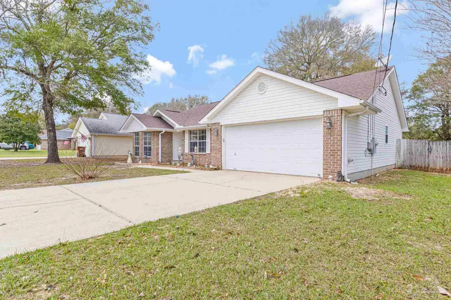 6544 Eagle Crest Dr, Milton, FL 32570 - #2