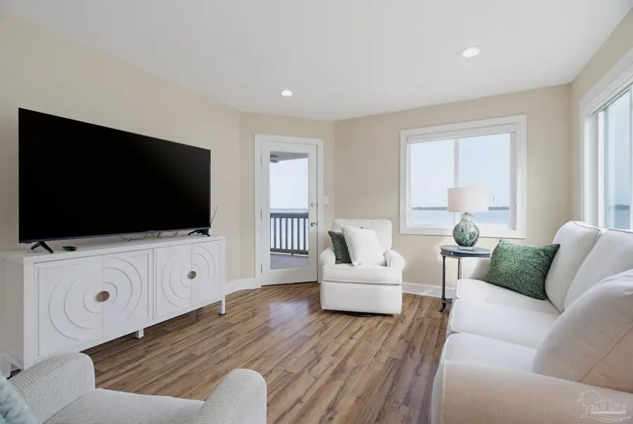 7453 Sunset Harbor Dr #1-212, Navarre, FL 32566 - #3