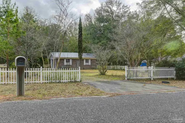 5755 Azalea Ave, Milton, FL 32570