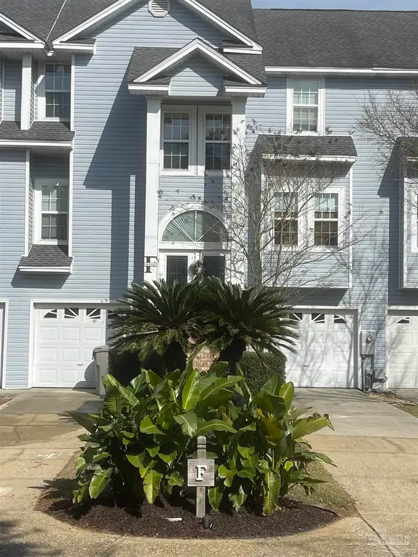 8550 Scenic Hwy #F, Pensacola, FL 32514