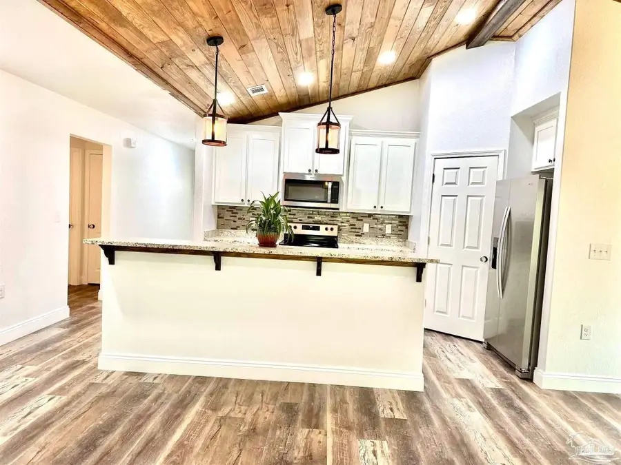 2943 N 13th Ave, Milton, FL 32583 - #2