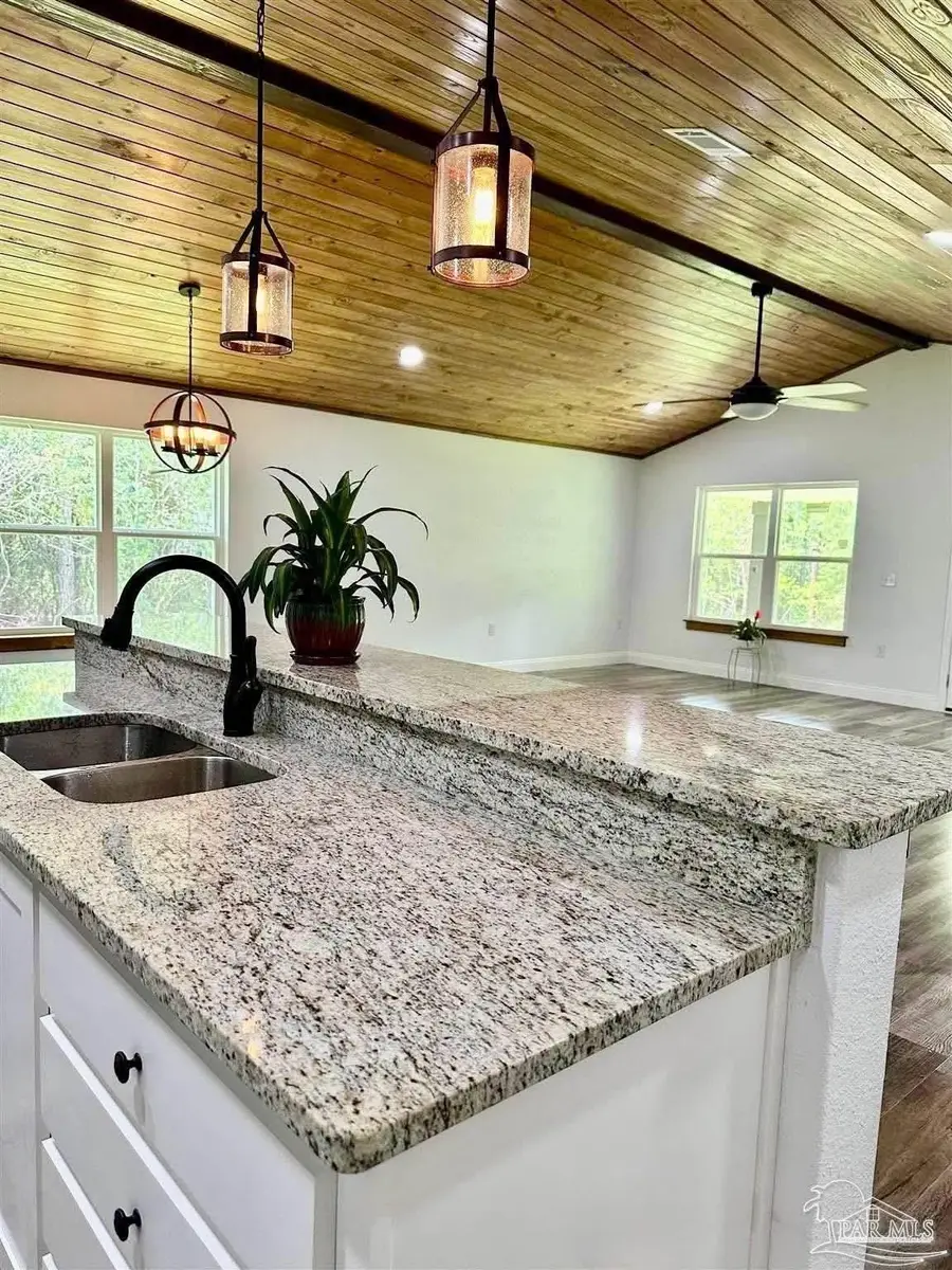 2943 N 13th Ave, Milton, FL 32583 - #3