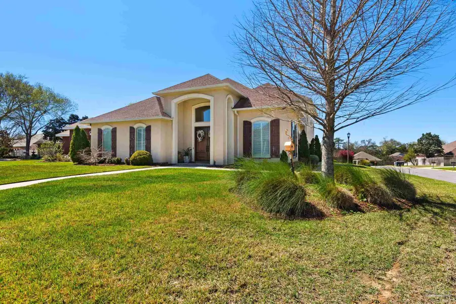 4106 Gale Dr, Pensacola, FL 32503 - #2