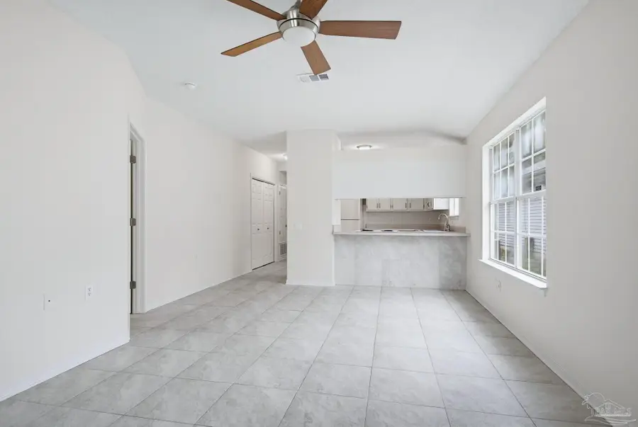 1613 Governors Dr, Pensacola, FL 32514 - #3