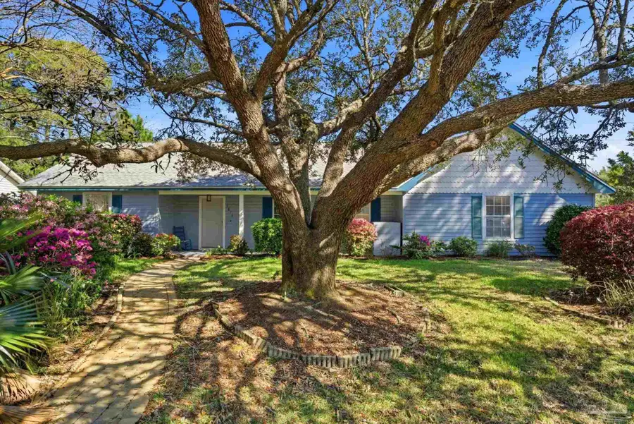 3878 Sailwind Dr, Gulf Breeze, FL 32563 - #3