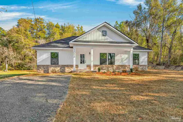 1056 Barth Rd, Molino, FL 32577