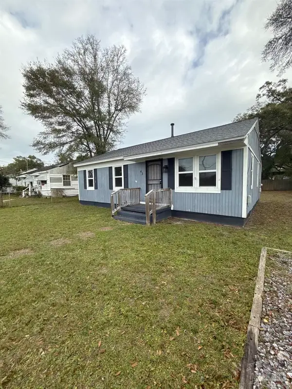 43 Druid Dr, Pensacola, FL 32507