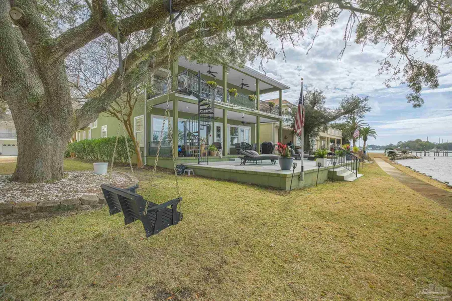 697 Palomar Dr, Pensacola, FL 32507 - #2