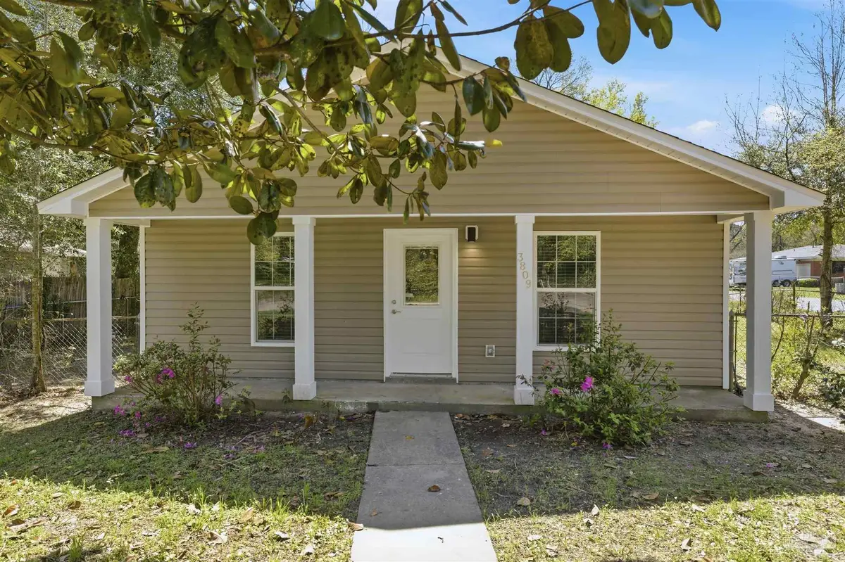 3809 W Moreno St, Pensacola, FL 32505 - #1