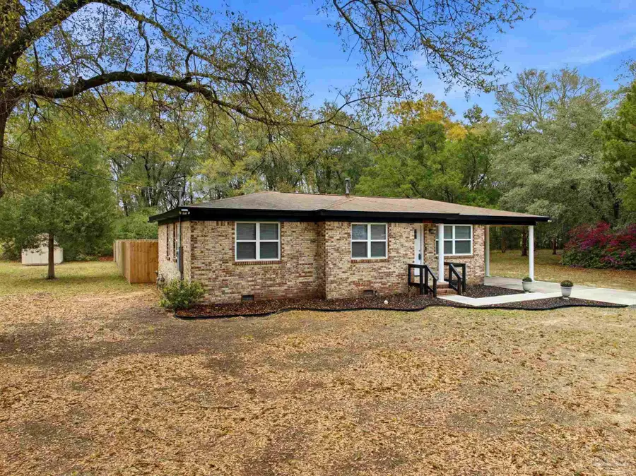 6464 Magnolia St, Milton, FL 32570 - #3