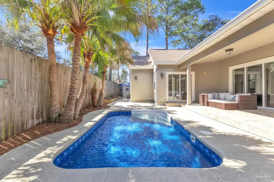 175 Camelia St, Gulf Breeze, FL 32561 - #3