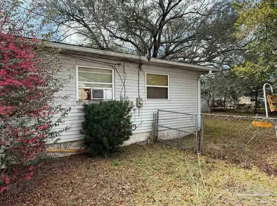 3510 Wellington Rd, Pensacola, FL 32504 - #2