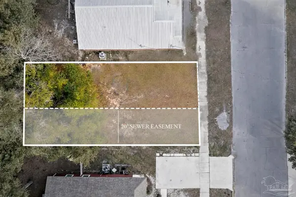 21 S I St, Pensacola, FL 32501