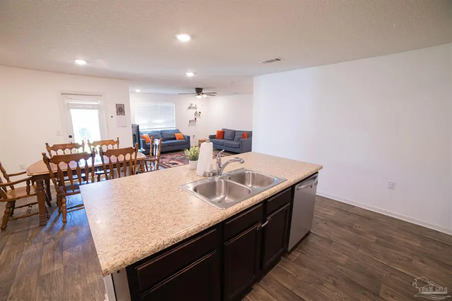 6262 Churchill Cir, Milton, FL 32583 - #3