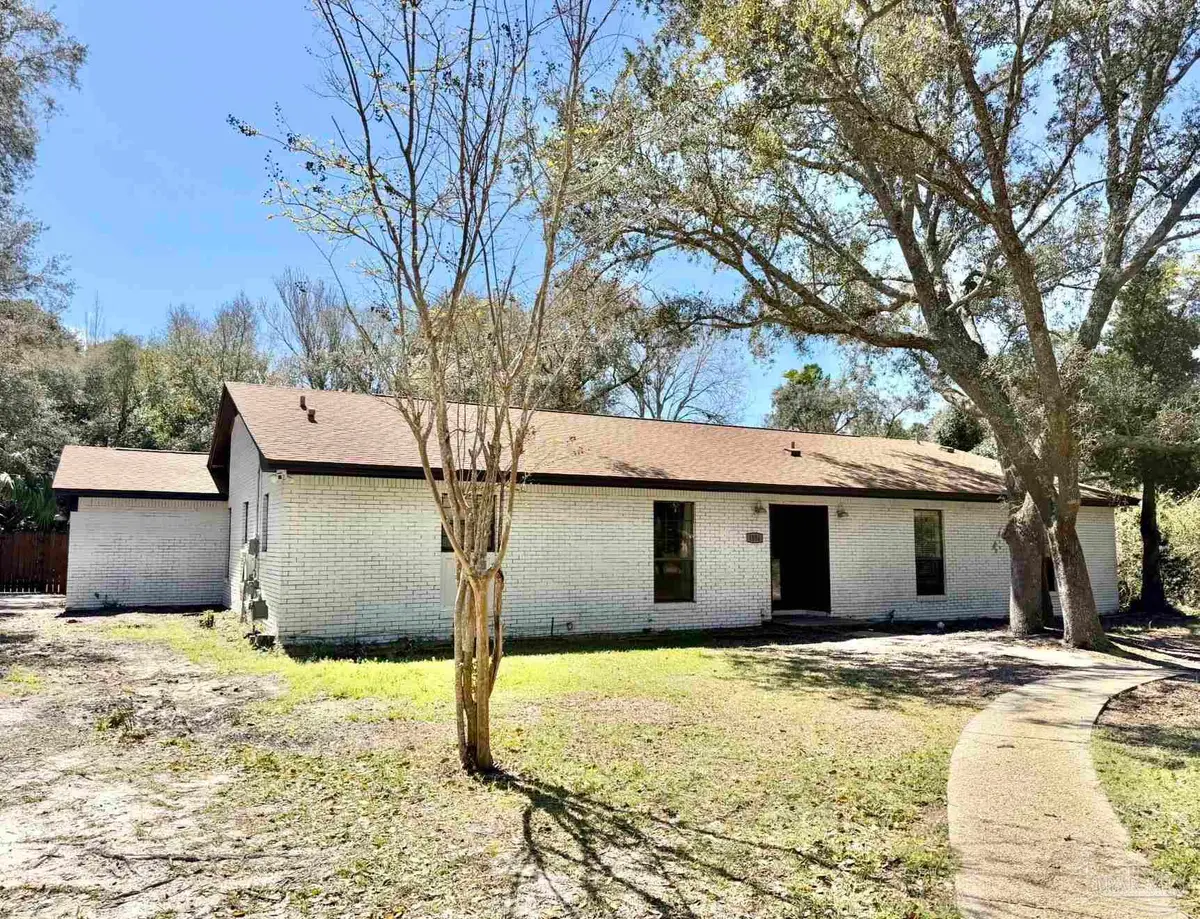 1556 Oak Shore Dr, Gulf Breeze, FL 32563 - #1