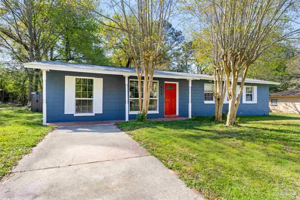 919 Blue Springs Dr, Pensacola, FL 32505