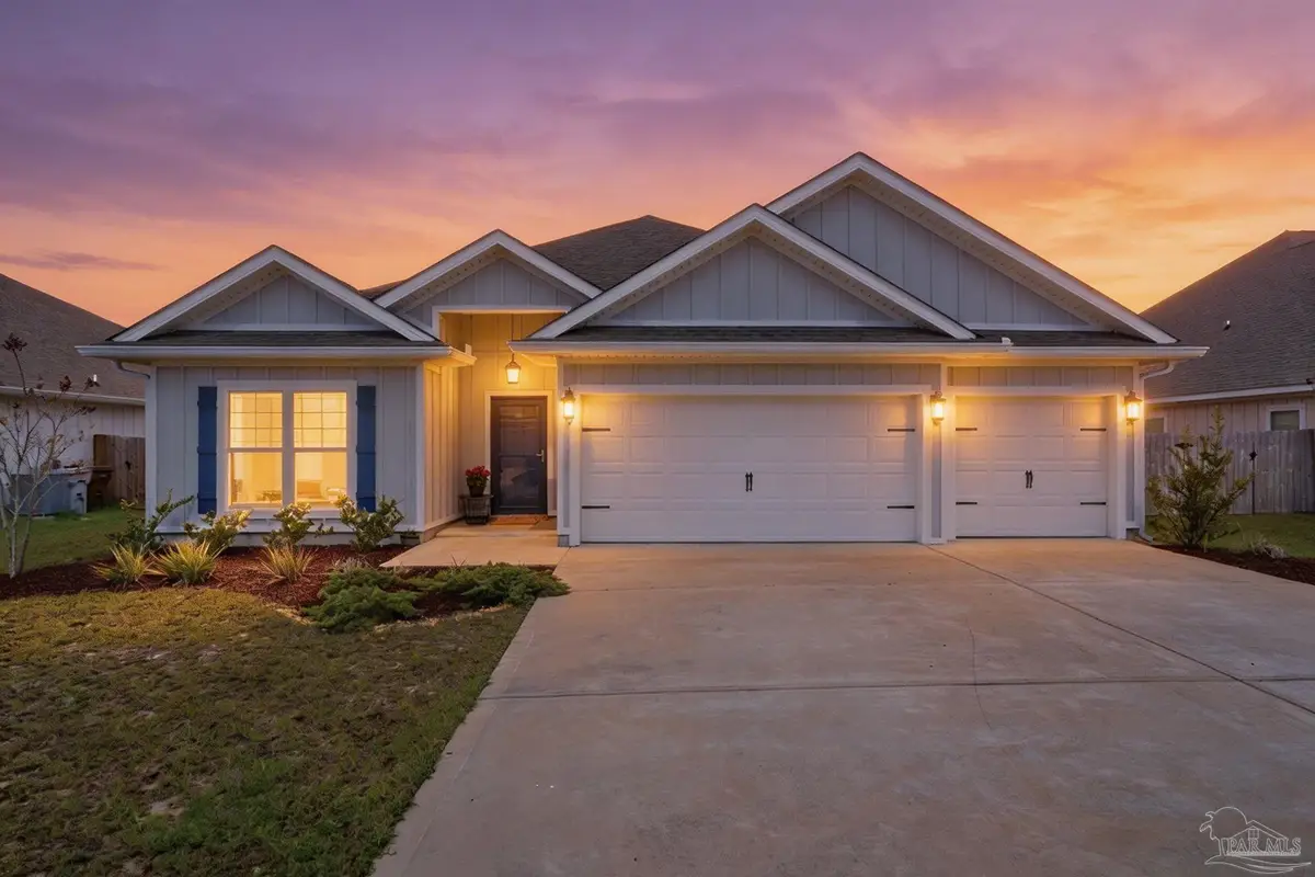 6290 Jenks Dr, Gulf Breeze, FL 32563 - #1