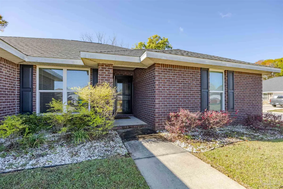 3527 Bonfire Ln, Pensacola, FL 32526 - #1