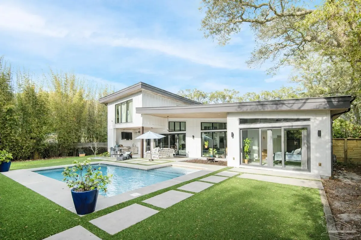 146 Highpoint Dr, Gulf Breeze, FL 32561 - #1