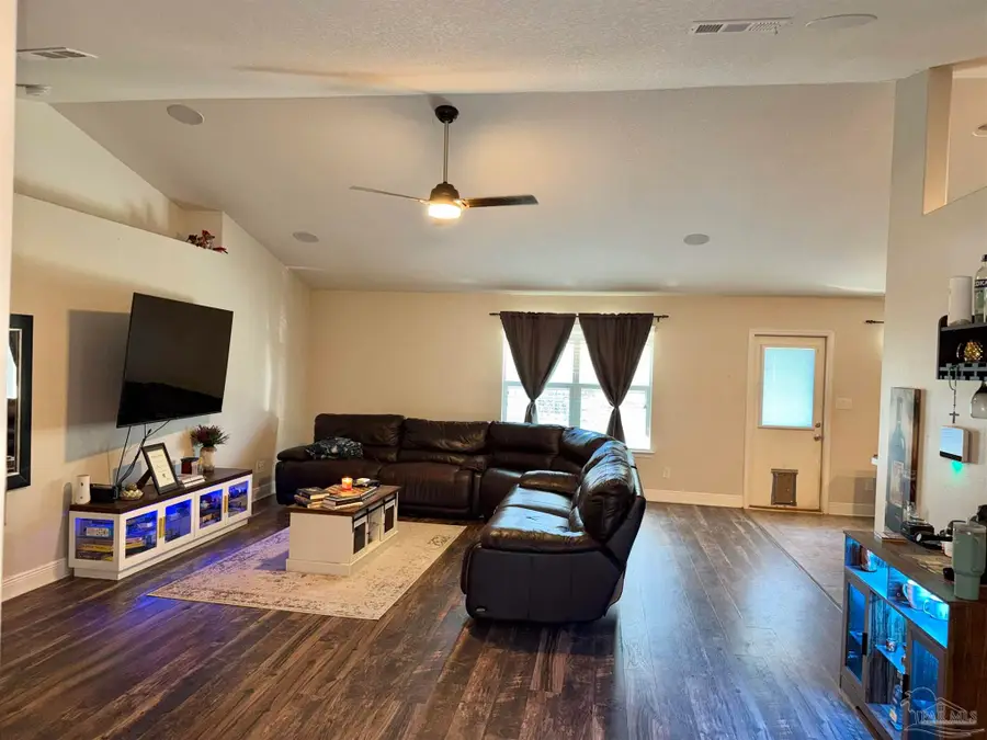 1644 Twin Pines Cir, Cantonment, FL 32533 - #3