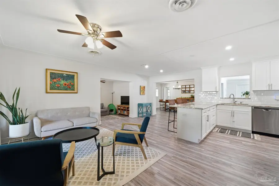 164 Bryn Mawr Blvd, Mary Esther, FL 32569 - #3