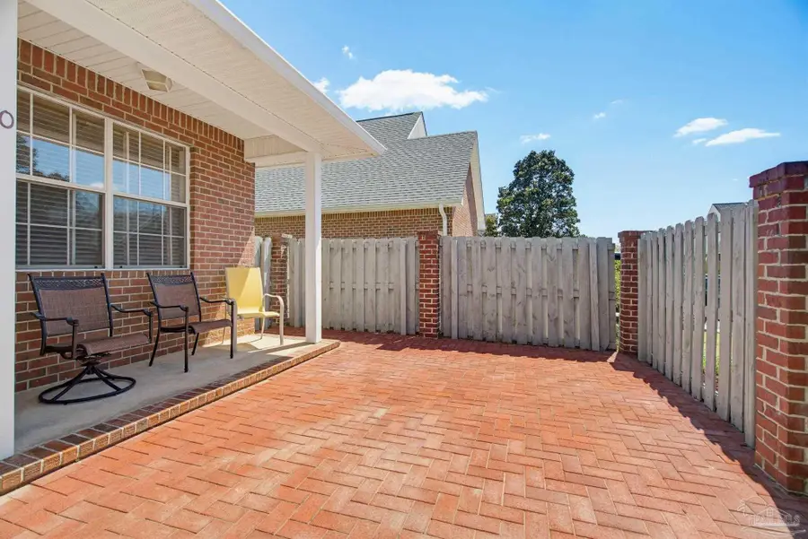 60 Culpepper St, Cantonment, FL 32533 - #3