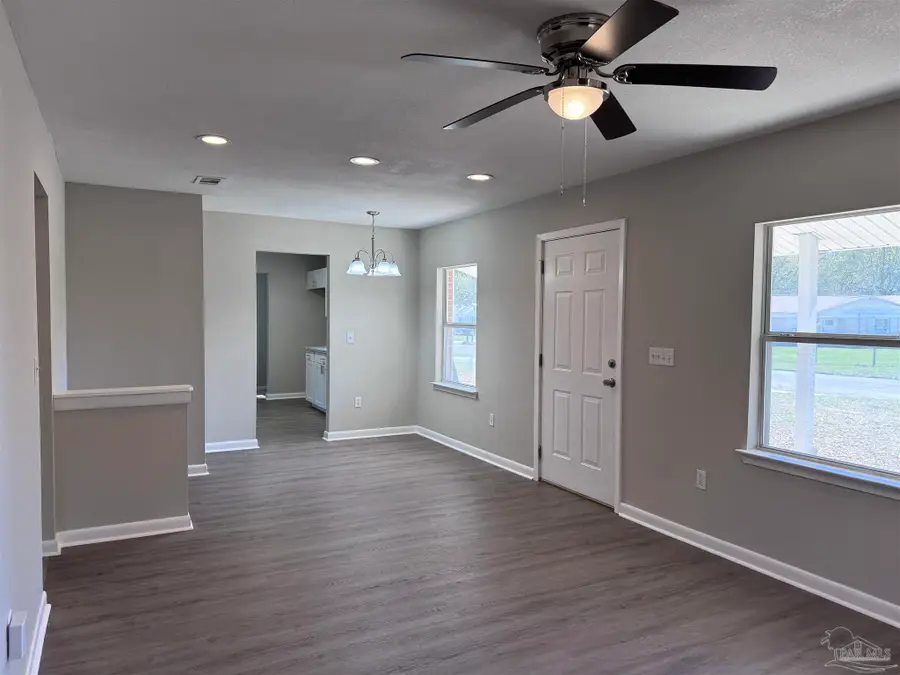 6426 Walnut St, Milton, FL 32570 - #2