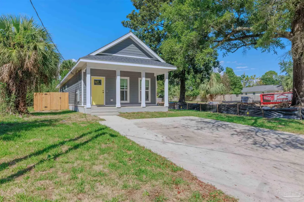 112 E Bobe St, Pensacola, FL 32503 - #1