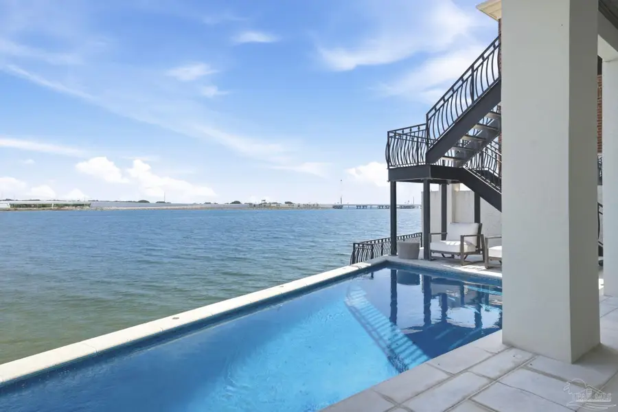 12 Wharf Ave, Pensacola, FL 32502 - #2