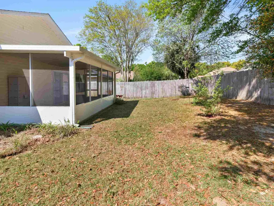 2948 Charter Oaks Ln, Pensacola, FL 32514 - #2