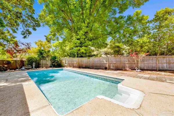 213 Shetland Ct, Pensacola, FL 32506