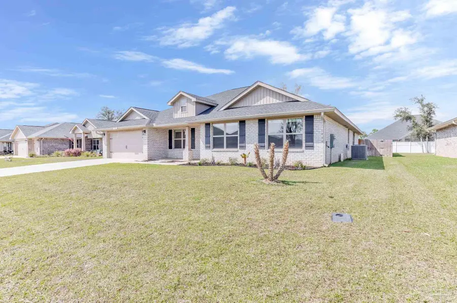 5176 Emmaline Ln, Milton, FL 32570 - #2