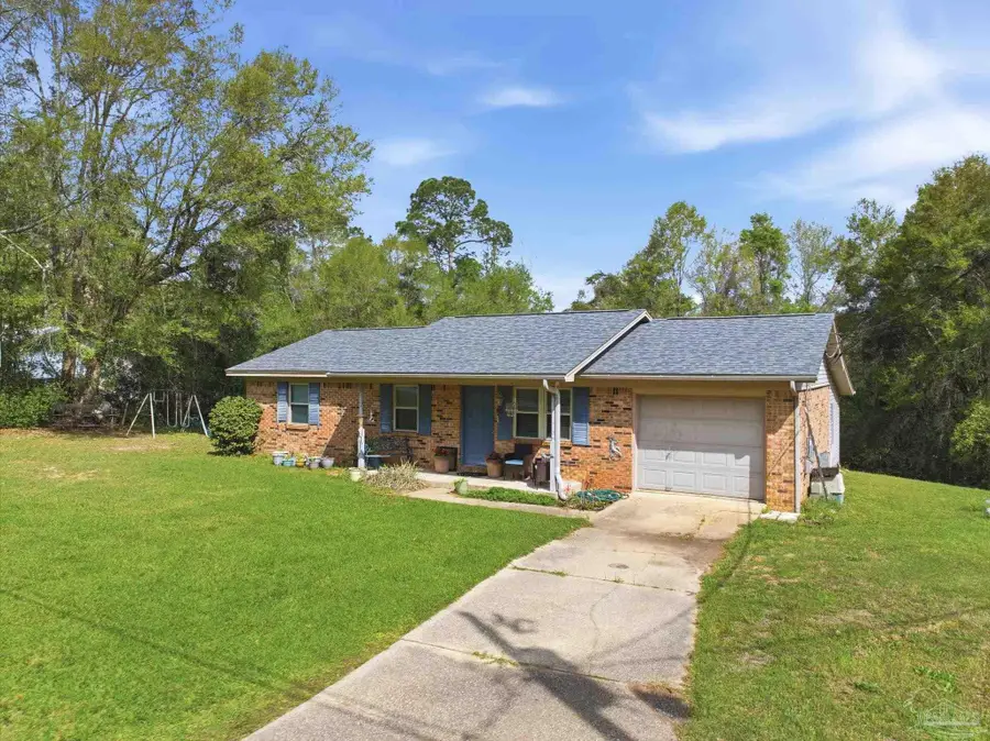 620 Eden Ln, Cantonment, FL 32533 - #3