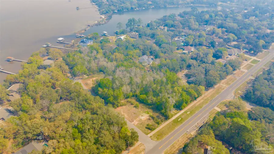 2900 Sandpiper Cv, Navarre, FL 32566 - #3