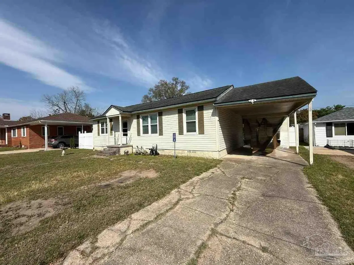 408 Labree Rd, Pensacola, FL 32507 - #1