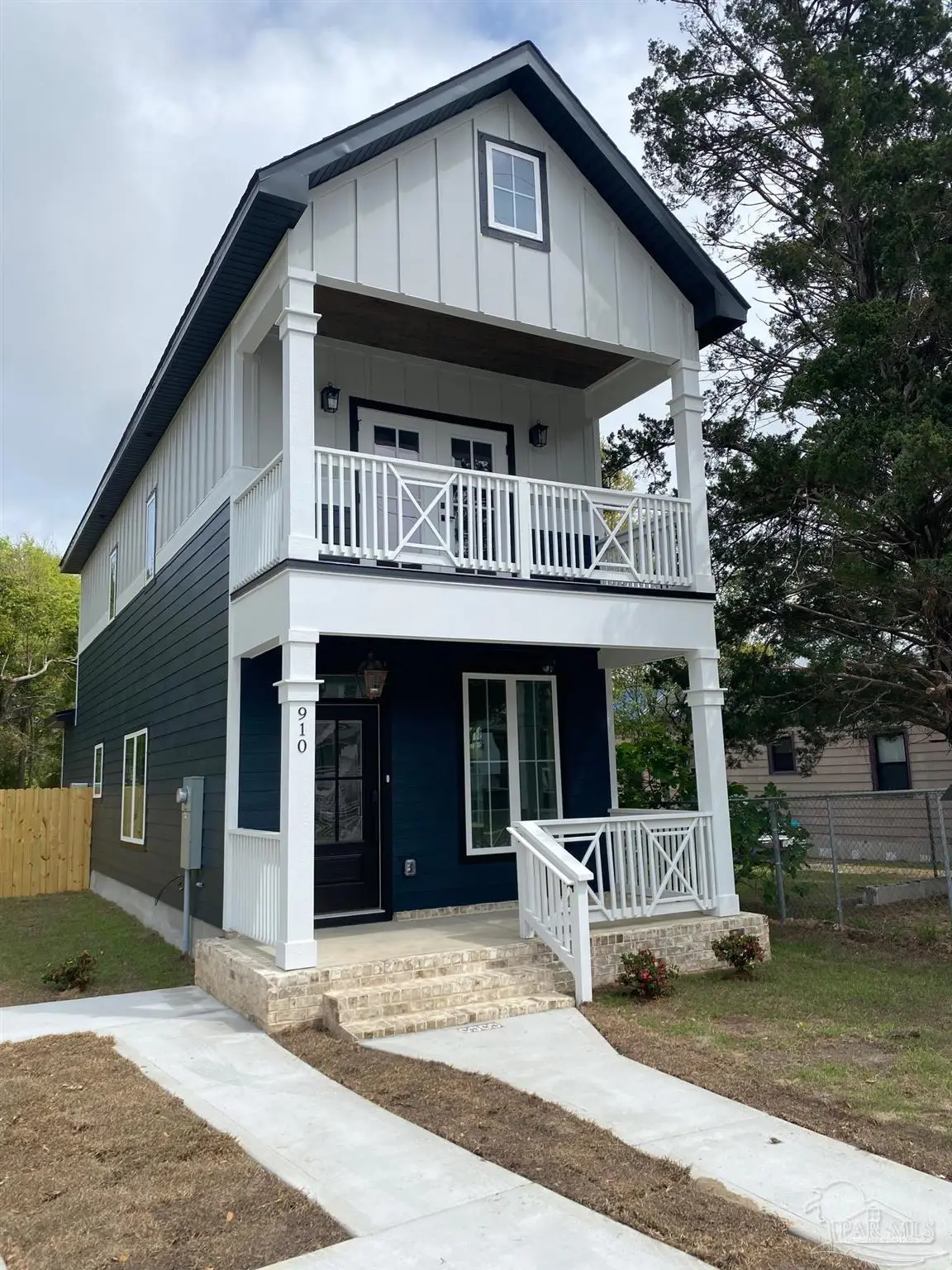 910 W Jackson St, Pensacola, FL 32501 - #1