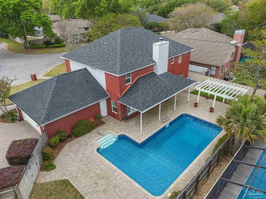 3341 Berkshire Ct, Pensacola, FL 32504 - #3
