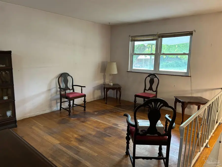 531 Chadwick St, Pensacola, FL 32503 - #3