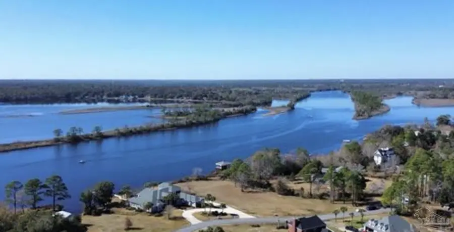 7390 San Ramon Dr, Milton, FL 32583 - #2